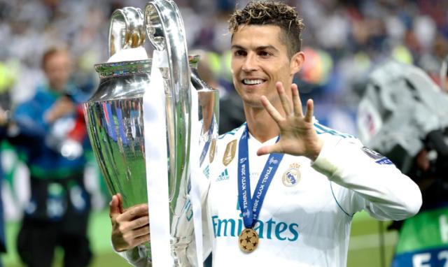 kaiyun.com-40岁C罗荣誉簿：5座欧冠，5座金球